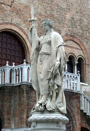 Luigi Borro, Monumento ai Morti per la Patria. Treviso, Piazza Indipendenza