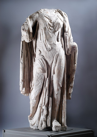 Statua frammentaria di Agrippina Minore, dal teatro Berga. Vicenza